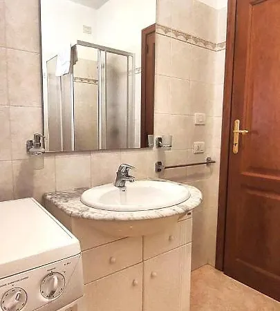 Loft Vicino Al Porto Apartment *